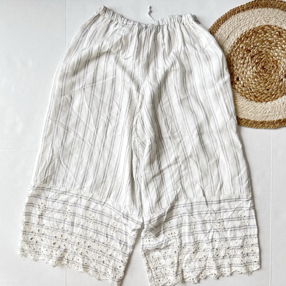 AE Outfitters Striped Wide Leg Eyelet Cropped Pants - Picture 6 of 9